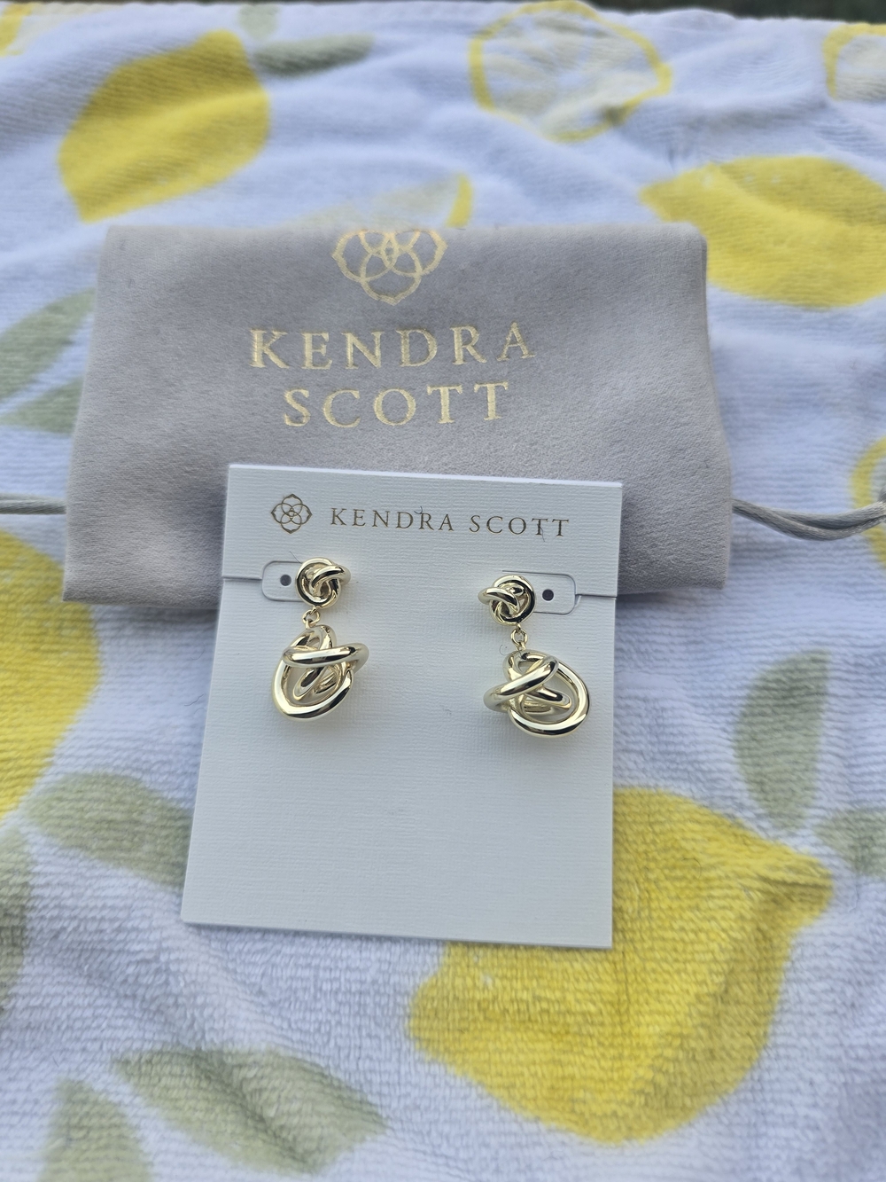 Kendra Scott PRESLEIGH Gold Drop Earrings